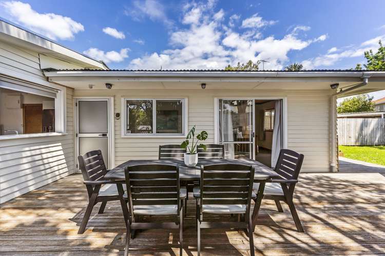 79 Atkinson Road Titirangi_13