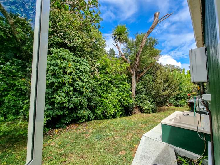 46 Waihuka Road Omapere_14