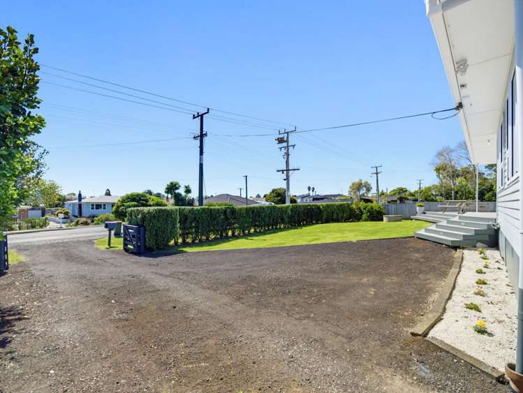 21 Colombo Road Waiuku_24