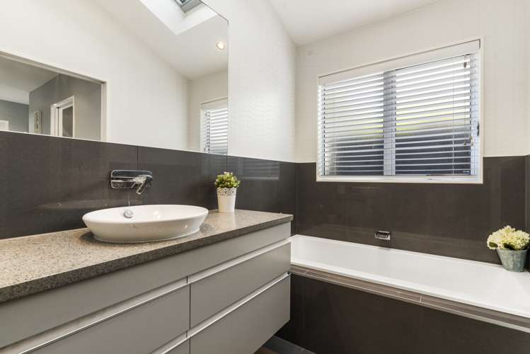 19 Patons Road Howick_11