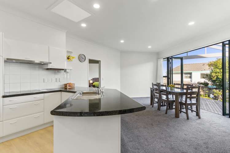 6 Sharples Place Somerville_11
