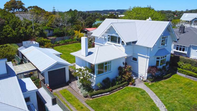 13 Paynters Avenue Strandon_17