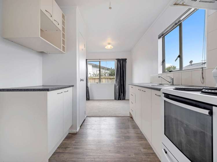 20b Kentucky Crescent Nawton_7