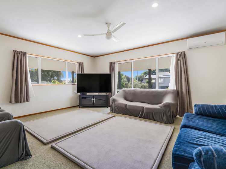 58 Fishermans Drive Coastlands_8