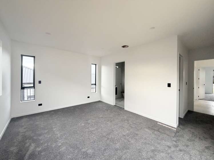 55 Parkland Loop Wainui_11
