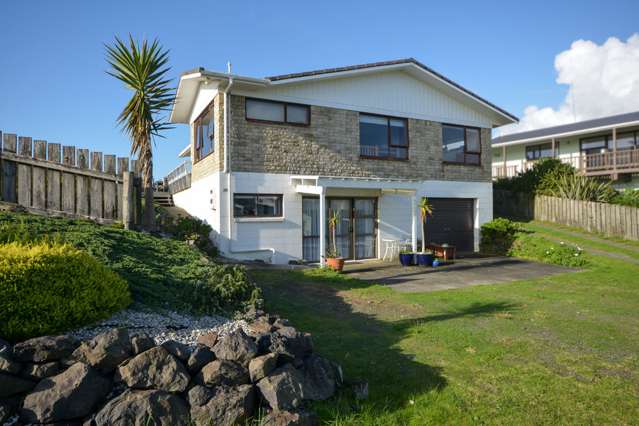 28 Kaka Street Ahipara_1