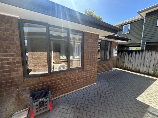 7/20 Greensboro Street Hamilton East_1