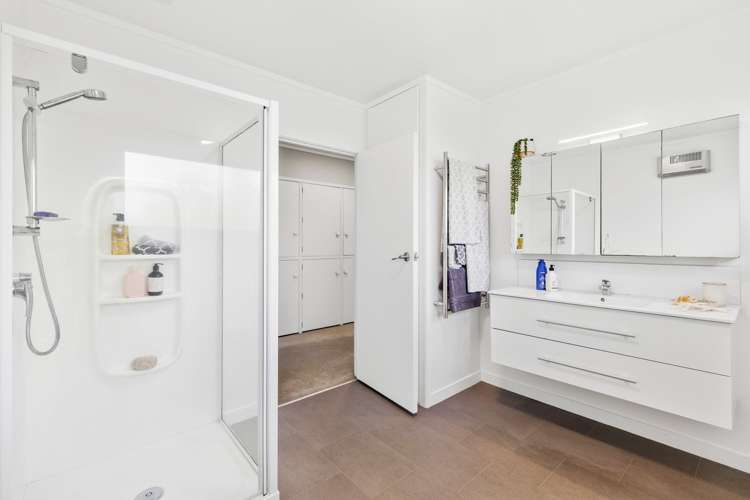 24 Holdaway Avenue Northcote_8