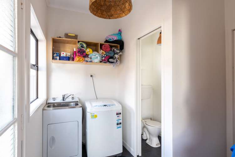 19 Takiroa Street Urenui_15