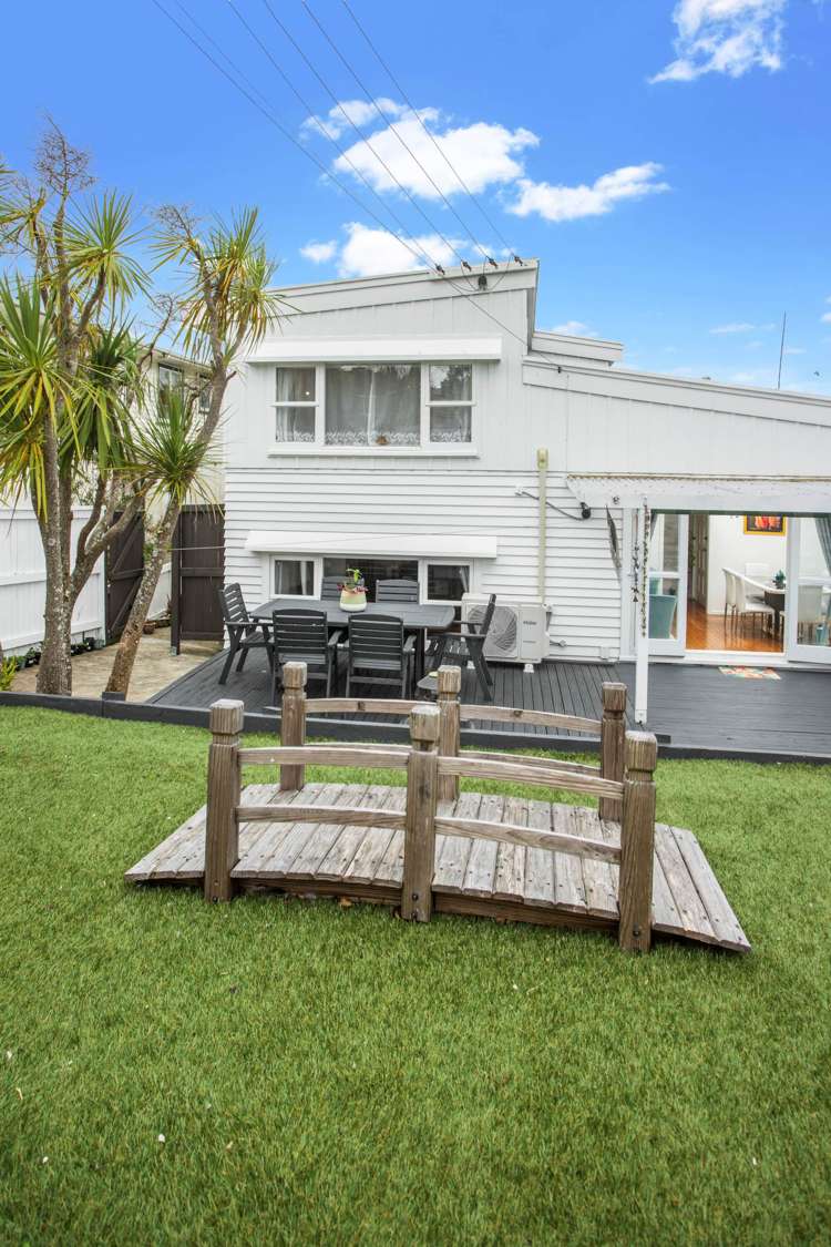 8 Parfitt Street Mount Roskill_2