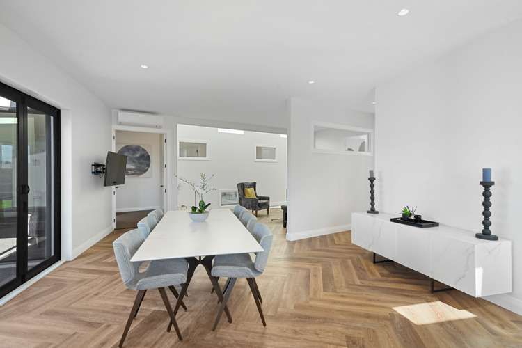 174 Southfield Drive Lincoln_13