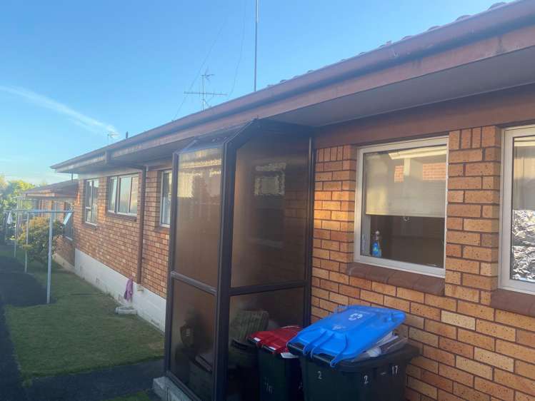 2/17 Turama Road Royal Oak_7