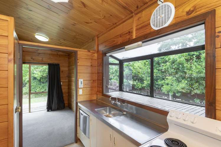 65 Iranui Road Inner Kaiti_10