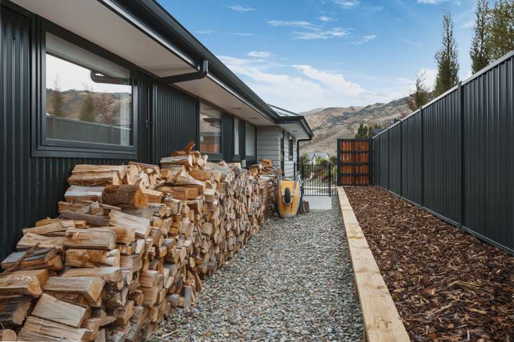 69 Wallis Drive Cromwell_17