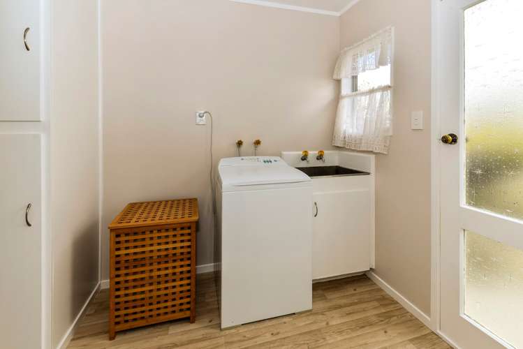 73 Carnoustie Drive Wattle Downs_8