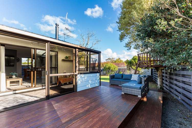 55 Larchmont Grove Totara Park_13