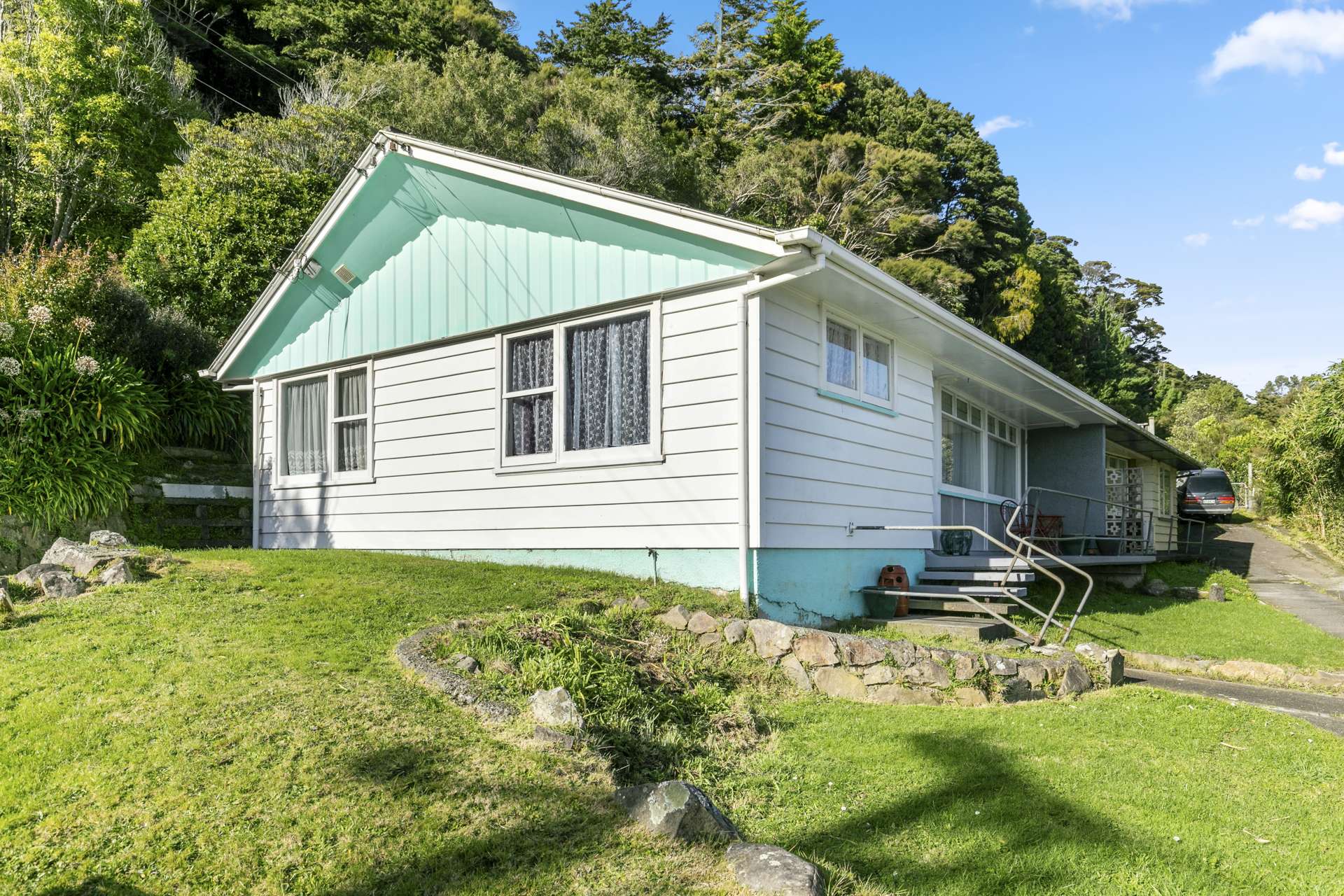 1/4 Faris Crescent Wainuiomata_0