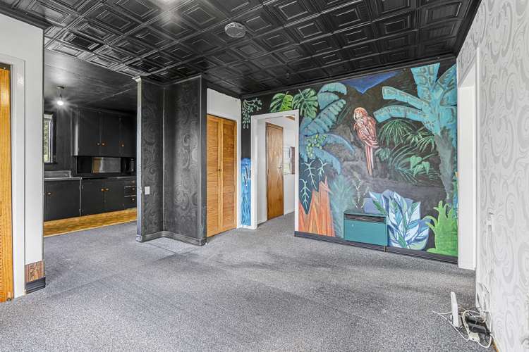 82 Strange Street Waitara_9