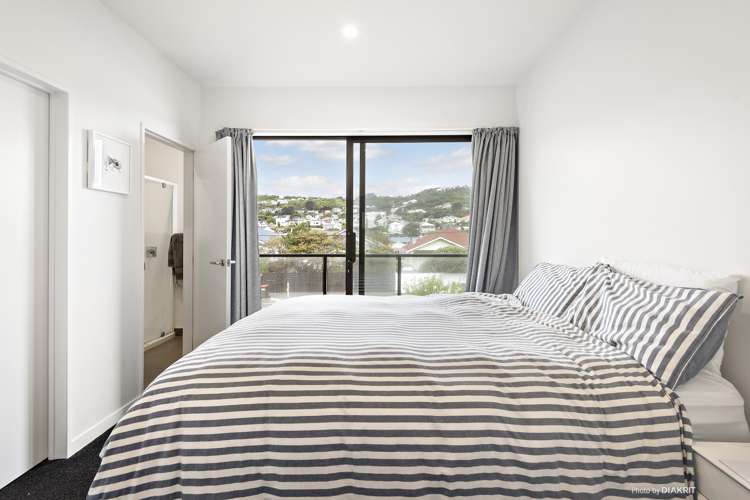 3/74 Derwent Street Island Bay_6