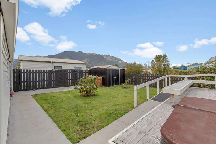 22 Dunlop Crescent Te Aroha_15