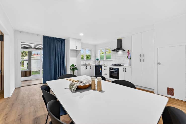 16 Fenwick Crescent Hillcrest_17