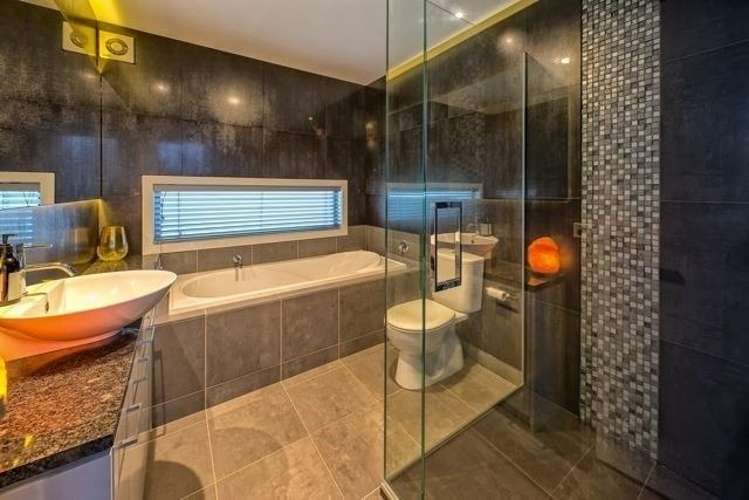 1/100 Lake Road Northcote_6