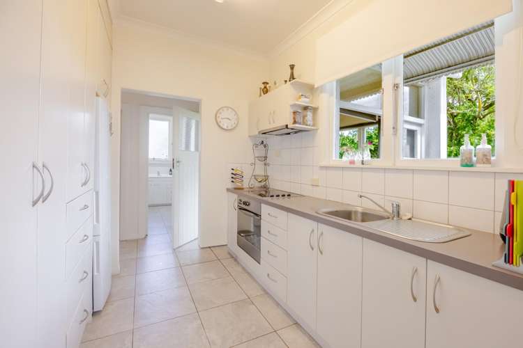 810 Frederick Street West Mahora_6