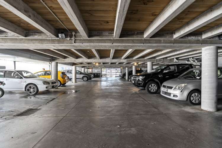 4/2 Atarangi Road Greenlane_11