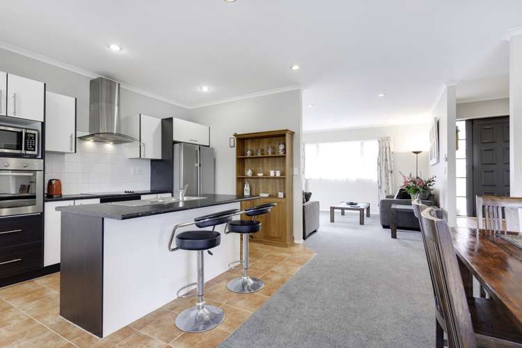 6 Ronald Scott Grove Riverstone Terraces_20