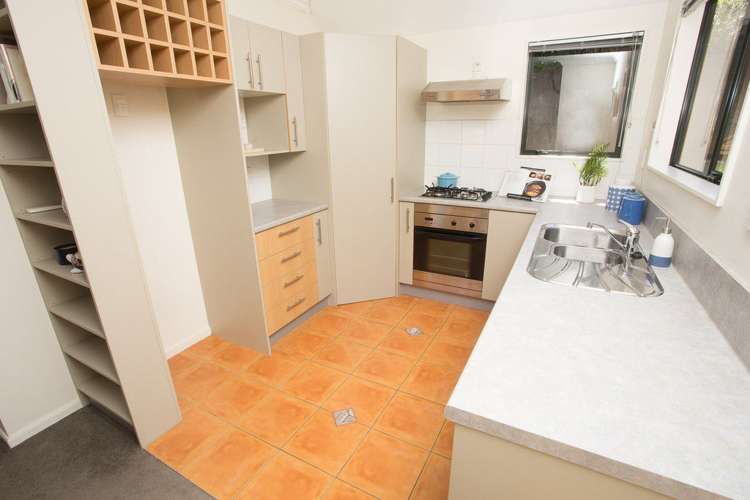 32 Futuna Close Karori_8