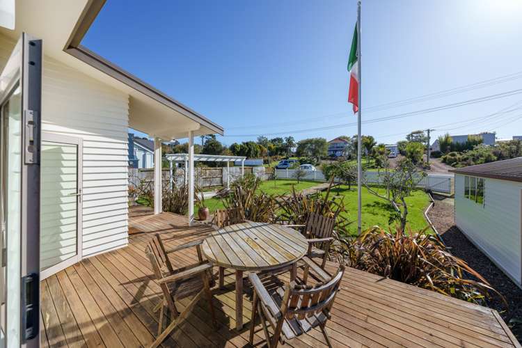 9 Nikau Road Oneroa_16