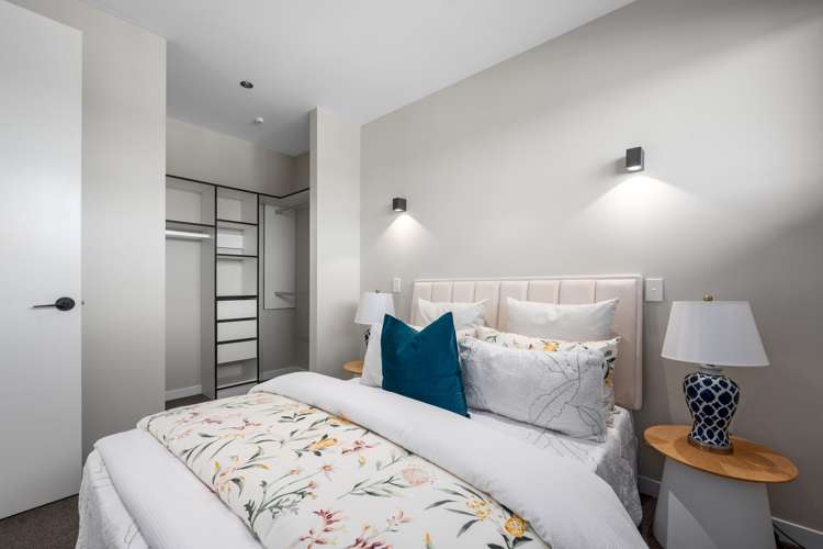 10/12 Burns Avenue Takapuna_13