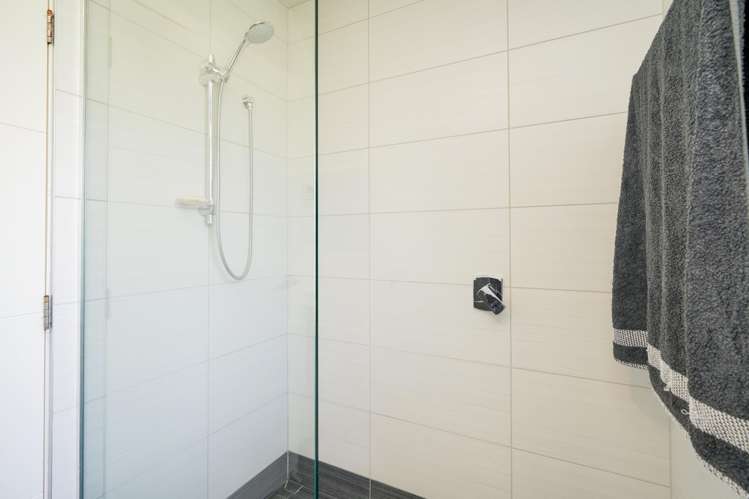 94 Ariki Avenue Otatara_11