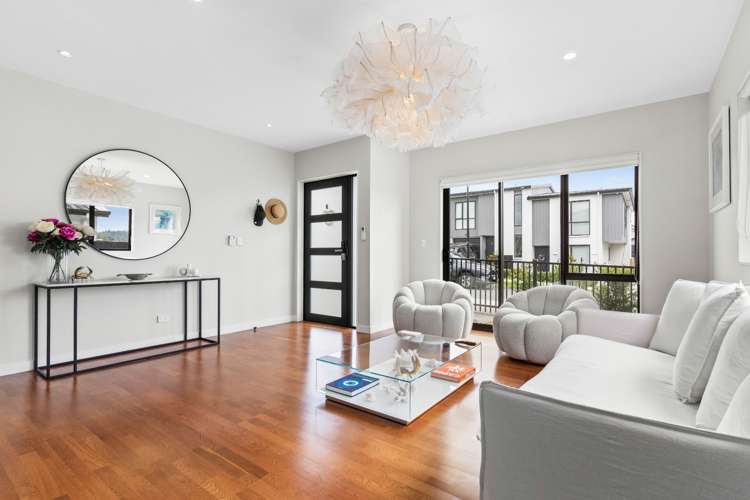 3 Treloar Crescent Hobsonville_2