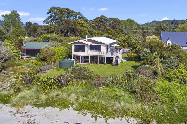 56 Bishop Road Parapara_1