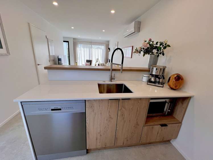 1/80 Milton Street Somerfield_5