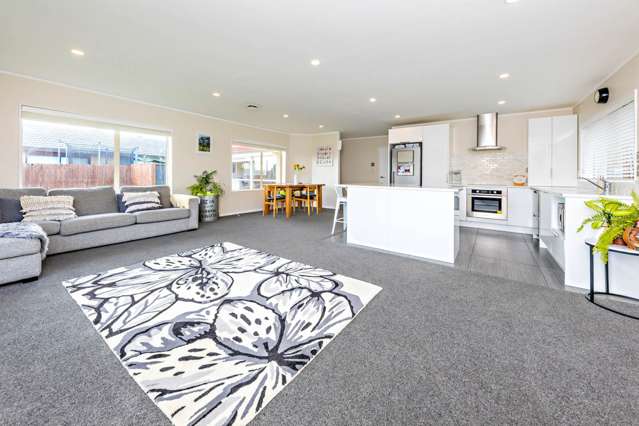 14 Davington Way Pakuranga Heights_2