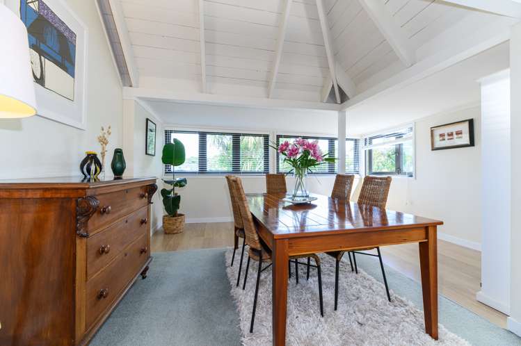 6 Bamfield Place Hillsborough_8