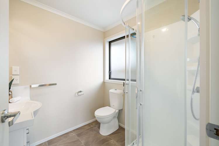 219A College Street West End_5