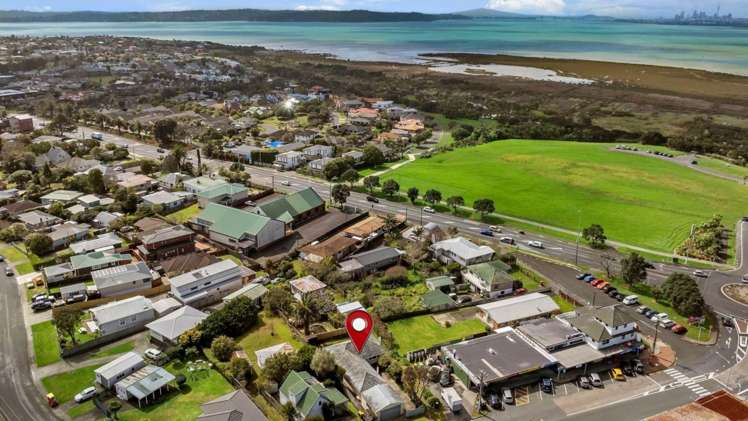 1/1 Gloria Avenue Te Atatu Peninsula_23