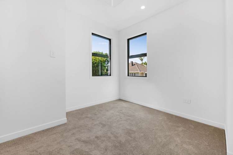 4/97 Cook Street Howick_30