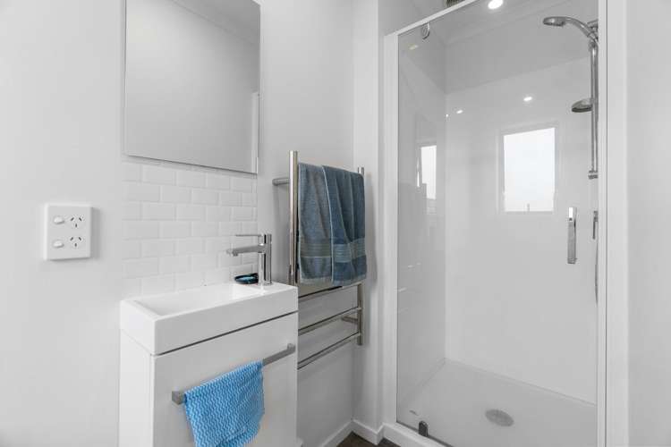 Unit 1/3 Snead Place_5