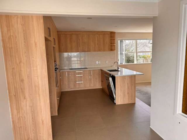 13 Raines Avenue Forrest Hill_1