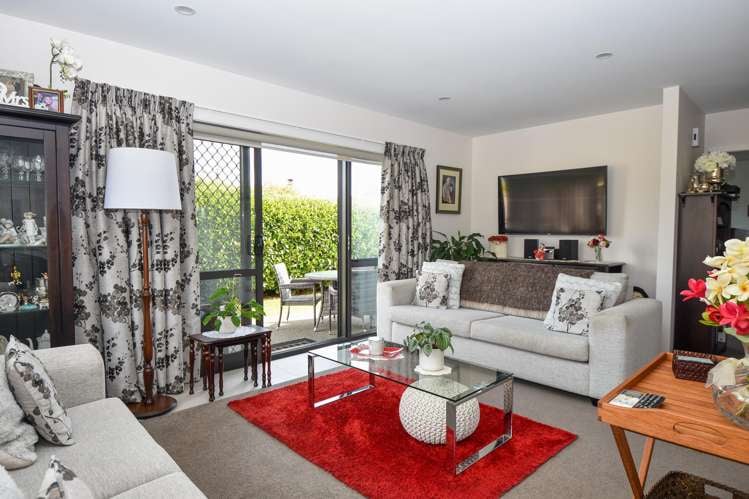 65 Ashmore Park Road Carterton_8