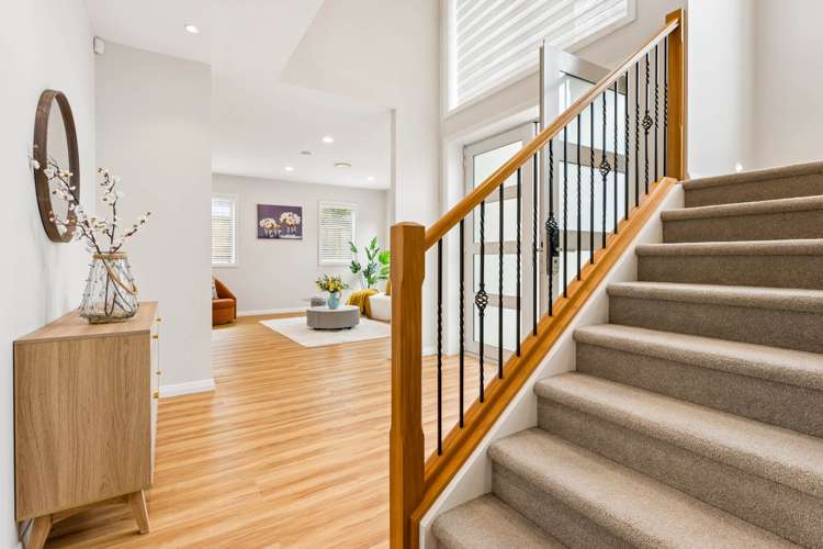 20 Mackay Drive Greenhithe_14