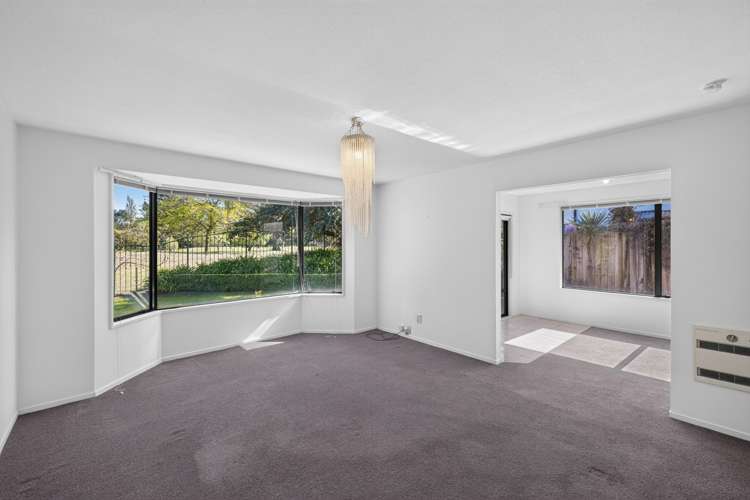 2/245 Wainoni Road Avondale_11