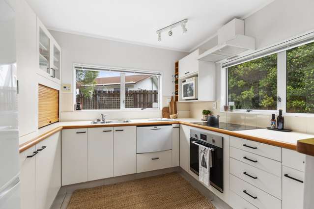 13 Mallard Grove Churton Park_4