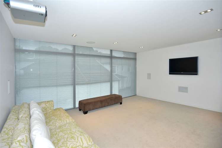 33a Helmores Lane Merivale_22