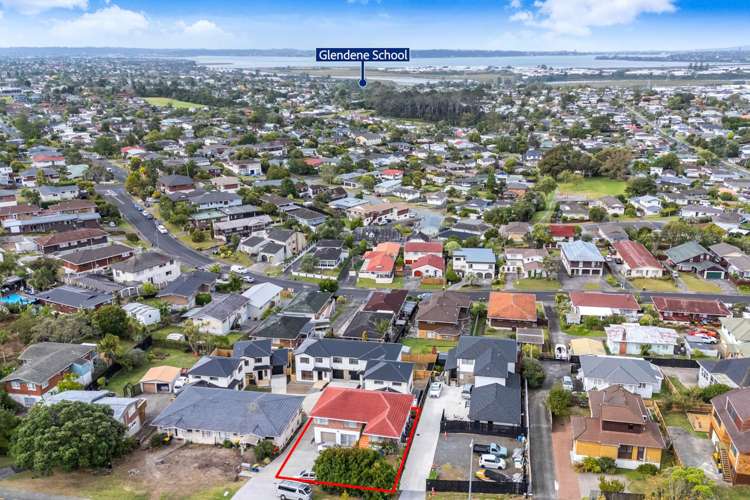 4237 Great North Road Glendene_21