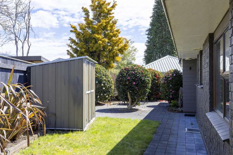 2/7 Kathleen Place Rainbow Point_31